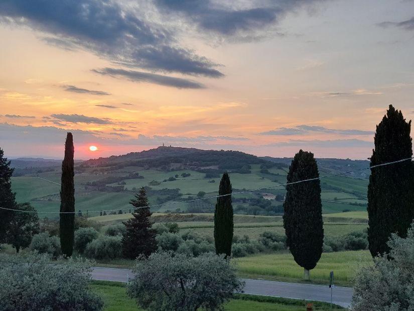 Agriturismo Barbi Villa Monticchiello Exterior photo