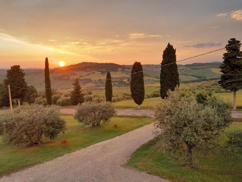 Agriturismo Barbi Villa Monticchiello Exterior photo